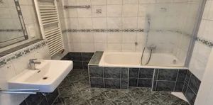 Helle 2,5- Zimmer Wohnung nähe U2 - Foto 2