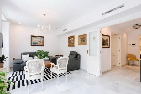 3 room luxury Flat for rent in Valencia - Photo 2