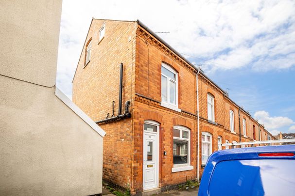 Orchard St, Hinckley, LE10 1DZ - Photo 1