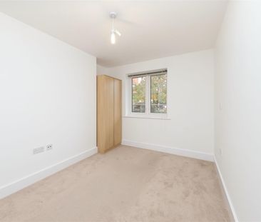 2 bedroom apartment - Photo 3