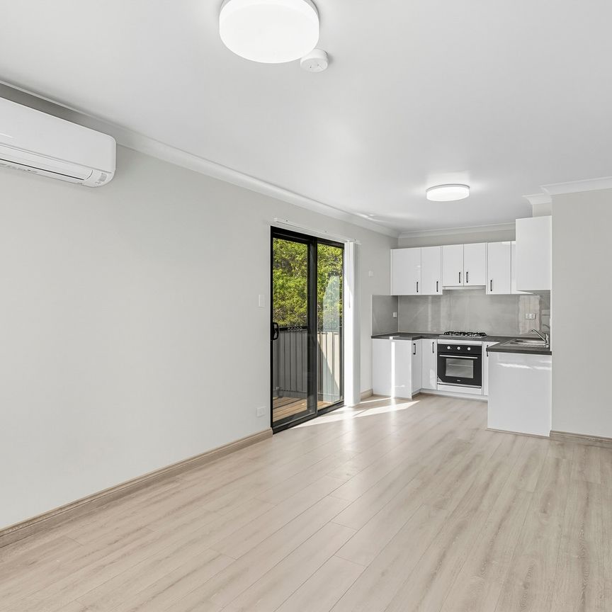 2/10 Vale Street, Birmingham Gardens NSW 2287 - Photo 1