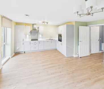 2 bedroom flat to rent - Photo 4