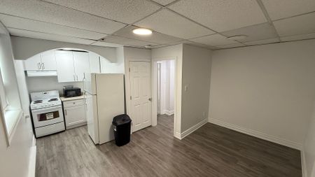 For Lease - 676 Mount Pleasant Road Unit# Unit B4, Toronto, Ontario - Photo 3