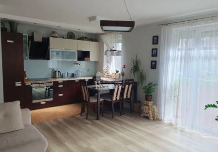 3-pokojowe przestronne mieszkanie - Photo 2