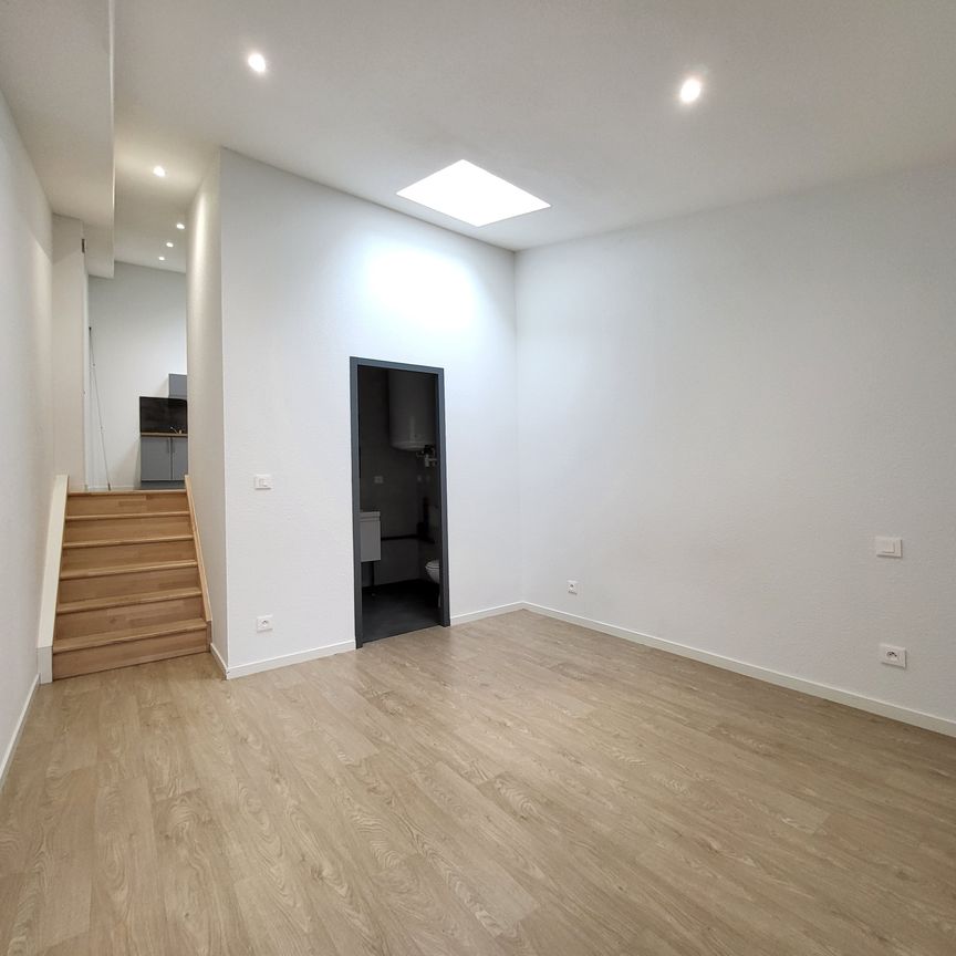 STUDIO AVEC COIN CHAMBRE AV DE LA REPUBLIQUE/MONTFERRAND - Photo 1