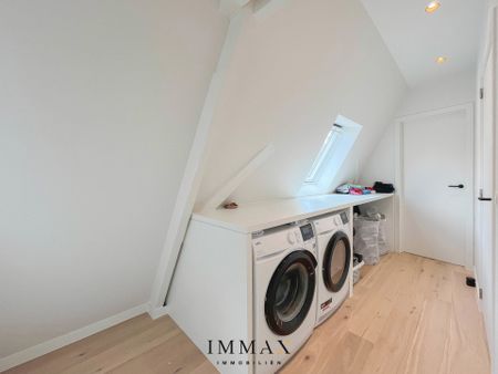 Uniek bemeubeld triplex appartement met 4 slaapkamers - Photo 4