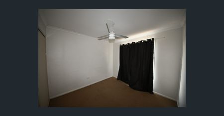 Well situated large family home - Photo 3