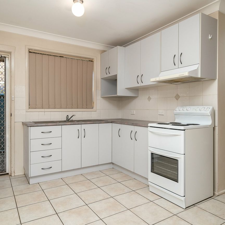 Charming 2-Bedroom Home in Narromine – Perfect for Downsizing! - Photo 1