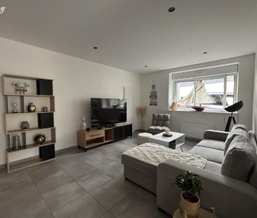 Dans le bourg, Maison neuve offrant 73 m² habitables. Rez-de-chauss... - Photo 3