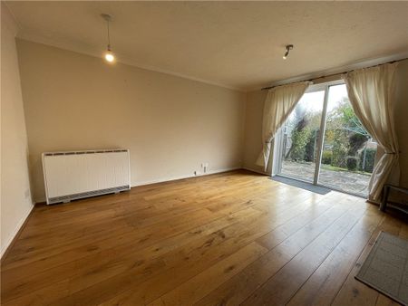 A well presented two bedroom semi-detached house, situated in a popular residential location within walking distance of the popular High Street of Marlborough. - Photo 2