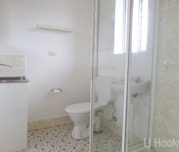 11/2 Donald Road, Queanbeyan NSW 2620 - Apartment For Rent | Domain - Photo 2