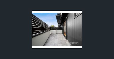 Perfectly positioned - Photo 2