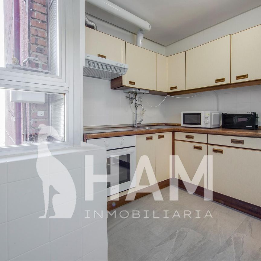 Habitación - Madrid - Pacífico - 700€ MES - Ref. RYN-HSADI20 - Foto 1