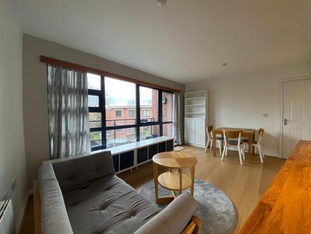 2 bedroom flat to rent - Photo 3