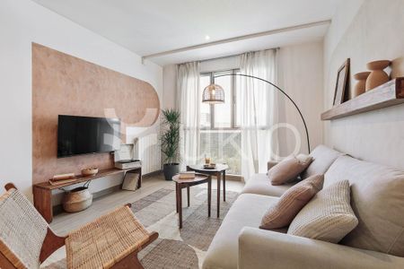 Barcelona Capital, Catalonia 08018 - Photo 4