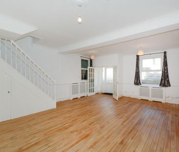 4 bedroom terraced house to rent - Photo 2
