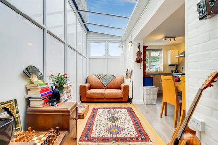 Castelnau, Barnes, SW13, London - Photo 2