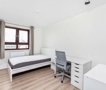 Room in a Shared Flat, Masterman House, SE5 - Photo 4