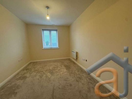 Mill Road, Southport, PR8 - Photo 1