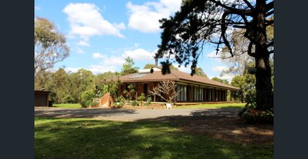 Perfect Family Home - Photo 4