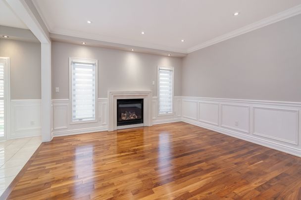 For Lease - 107 Filippazzo Road, Vaughan, Ontario - Photo 1