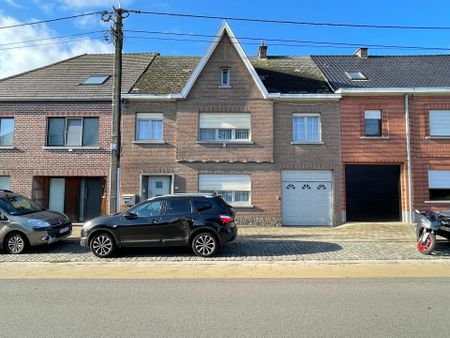 VLIERZELE - Karaktervolle woning met zicht op groen. - Foto 3