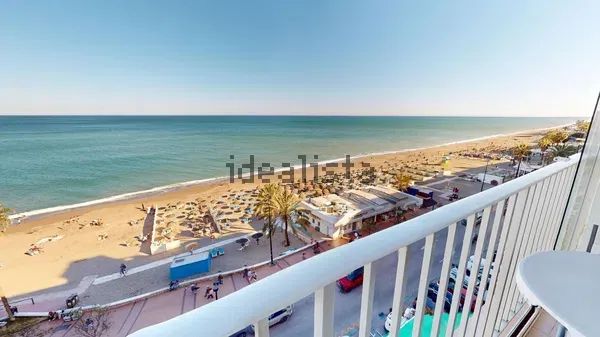 Alquiler de piso en Paseo Marítimo Rey de España - Photo 1