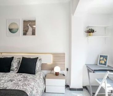 Carrer Benidoleig, Valencia, Valencian Community 46017 - Photo 1