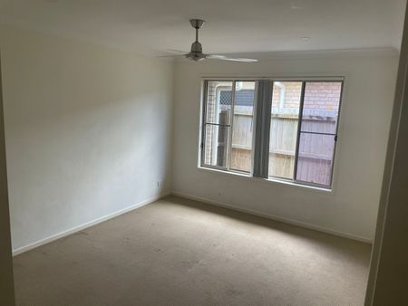 22 McWilliam Street, Pimpama QLD 4209 - House For Rent | Domain - Photo 2