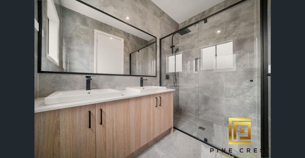 Family home for rent - Photo 1