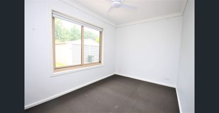 Sleek and modern design. - Photo 2