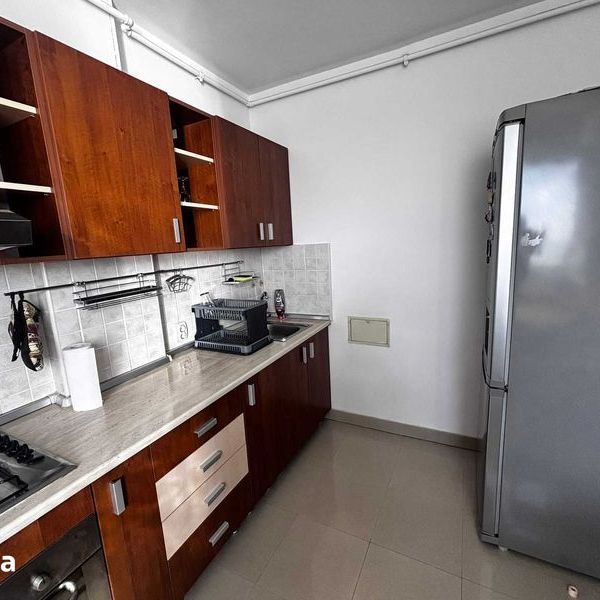Inchiriez apartament 1 camera Ared Micalaca - Photo 1