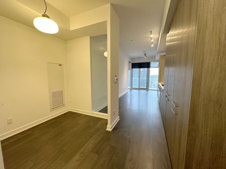 For Lease - 3 Gloucester Street Unit# 1811, Toronto, Ontario - Photo 2