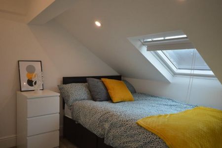 1 bedroom in a house share to rent - Photo 5