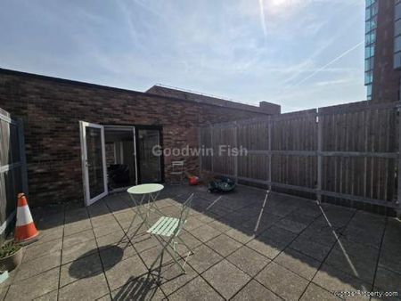 3 bedroom property to rent in Manchester - Photo 5