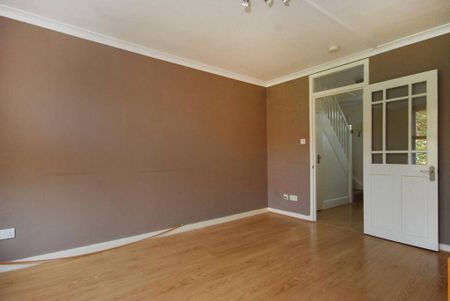 3 bedroom maisonette to rent - Photo 4