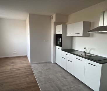 Location Appartement 2 pièces 42m² ILLKIRCH GRAFFENSTADEN 67400 - Photo 6