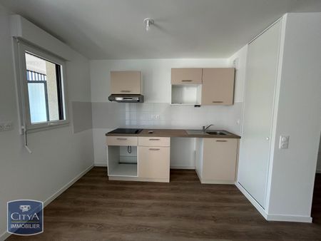 Location Appartement 4 pièces 92m² CAEN 14000 - Photo 3