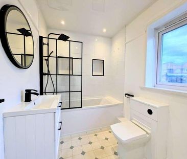 Market Crescent, Wingate, TS28 - Photo 5