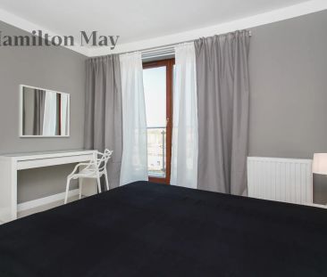 Eleganckie dwupokojowe mieszkanie przy ulicy Henryka Wieniawskiego - Zdjęcie 1