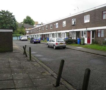 Waterside Close, London, SE16 - Photo 6