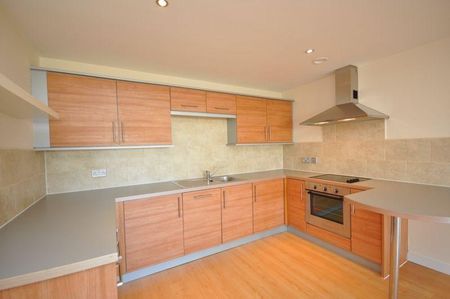 2 bedroom apartment to rent - Photo 4