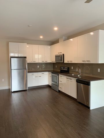 MARKET WAY APTS - 111 - MW111 - Photo 3