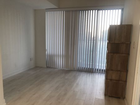 For Lease - 501 Yonge Street Unit# 901, Toronto, Ontario - Photo 2