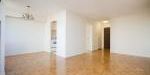 400 Sandringham Crescent, London - Photo 3