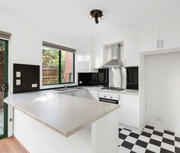 13/68 Yarra Street, Heidelberg - Photo 2