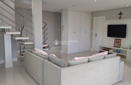 Cobertura com 3 quartos e 250m² para alugar em Centro, Balneário Camboriú. - Photo 3