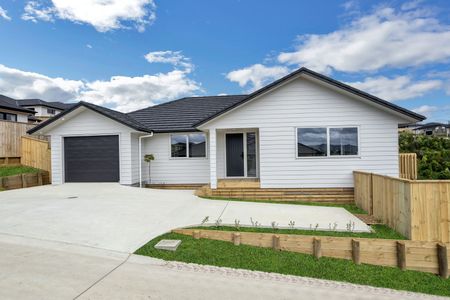 Family home in Pokeno - Photo 4