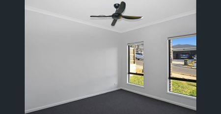 BRAND NEW FAMILY HOME WITH SPACE TO GROW - Photo 4