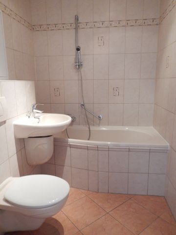 3-Raum-Wohnung mit Balkon und Aufzug - Photo 5